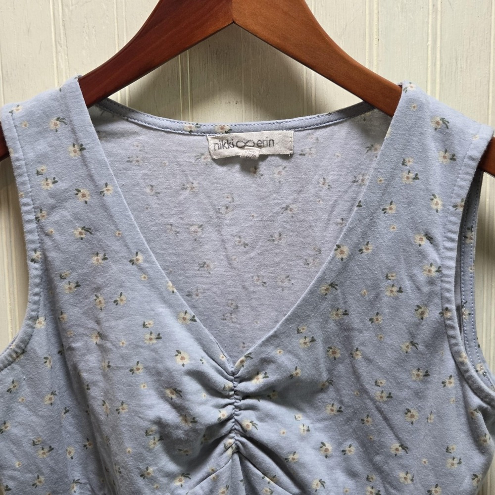 Nikki Erin Tank Top Womens Medium Blue V Neck Sleeveless Floral Print Jersey